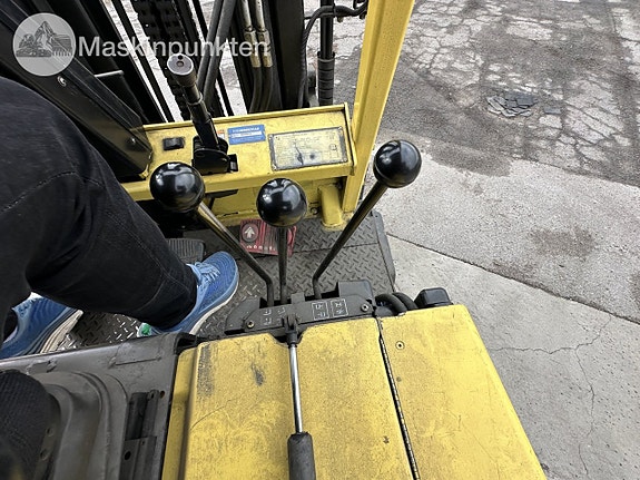 Hyster E5.50XL El truck 18 of 27