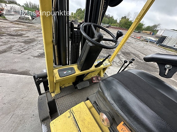 Hyster E5.50XL El truck 14 of 27