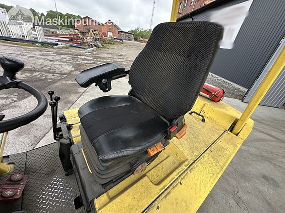 Hyster E5.50XL El truck 13 of 27