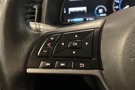 Nissan Leaf 13 of 26