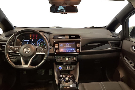 Nissan Leaf 16 of 26