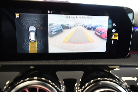 Mercedes-Benz CLA200 d 23 of 23