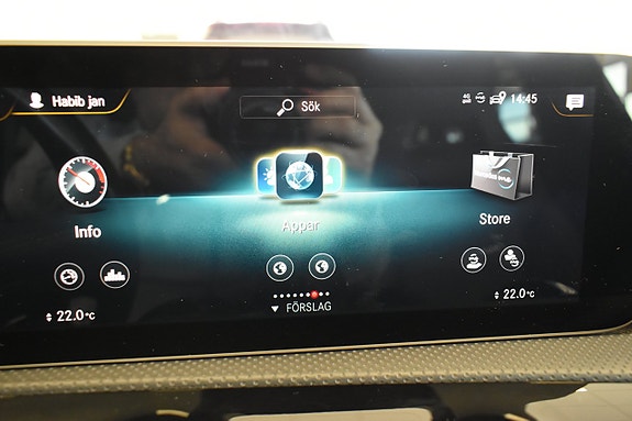 Mercedes-Benz CLA200 d 22 of 23