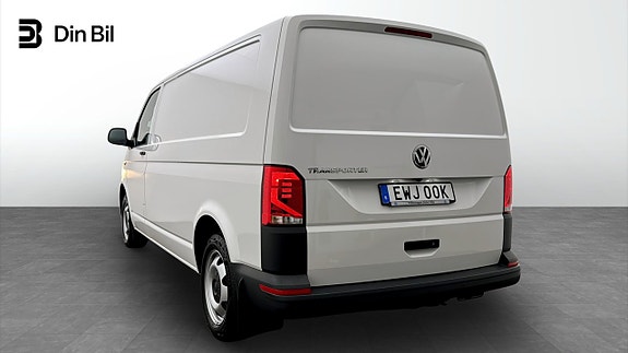 Volkswagen Transporter 3 of 5