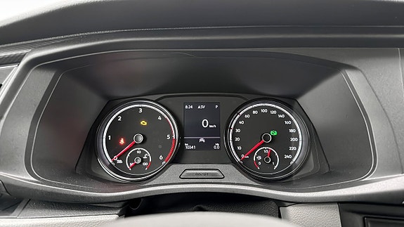 Volkswagen Transporter 13 of 18