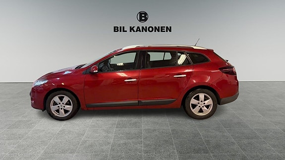 Renault Megane III 3 of 5