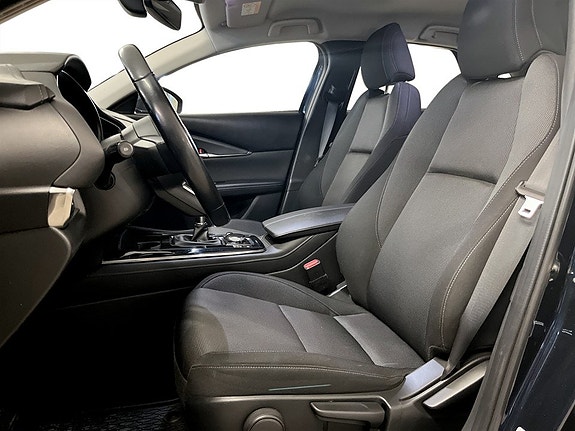 Mazda CX-30 4 of 5