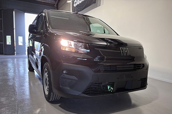 Fiat Doblo 2 of 5