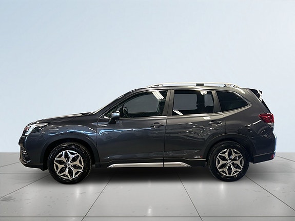 Subaru Forester 4 of 5