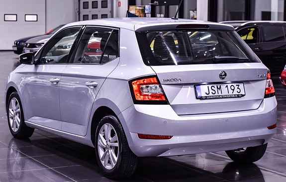 Skoda Fabia 6 of 13