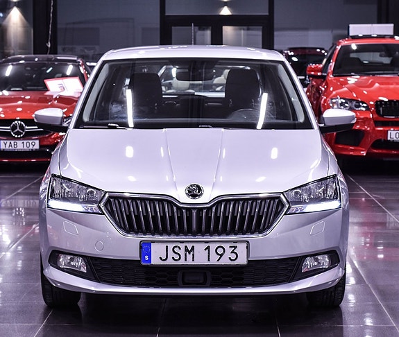 Skoda Fabia 3 of 5