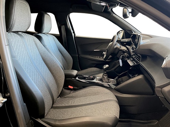 Peugeot 2008 14 of 21