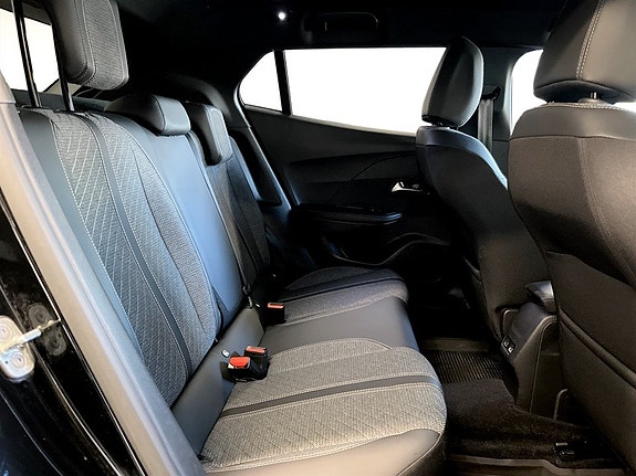 Peugeot 2008 15 of 21