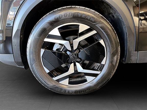 Peugeot 2008 19 of 21