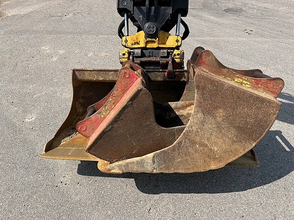 JCB 100 C-1 6 of 8