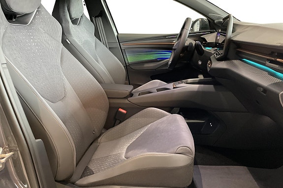 Cupra Raval 13 of 28