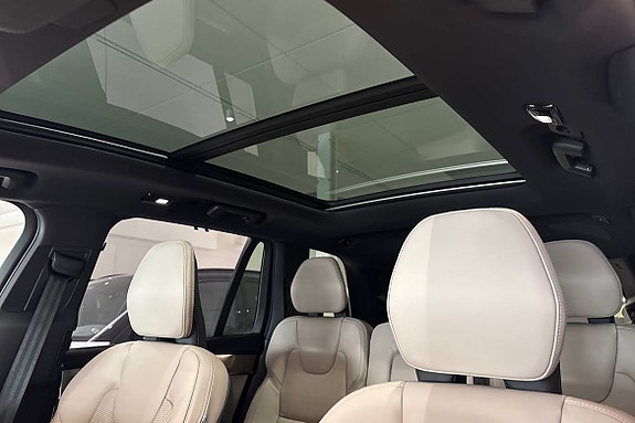 Volvo XC90 18 of 19