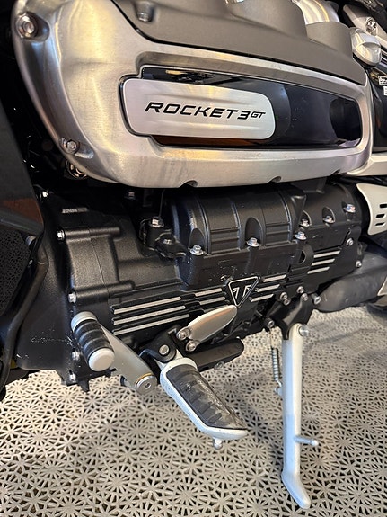 Triumph ROCKET 3 GT 8 of 14
