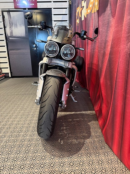 Triumph ROCKET 3 GT 3 of 14