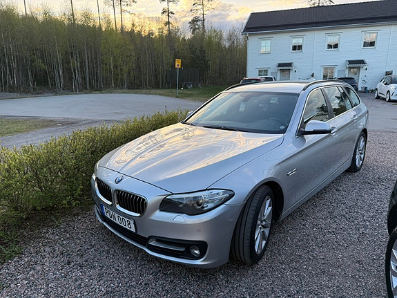 BMW 520d 2 of 5