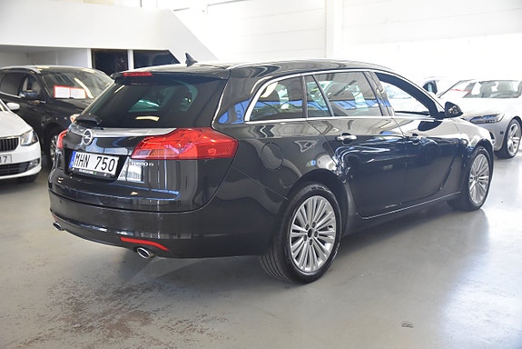 Opel Insignia 3 of 5