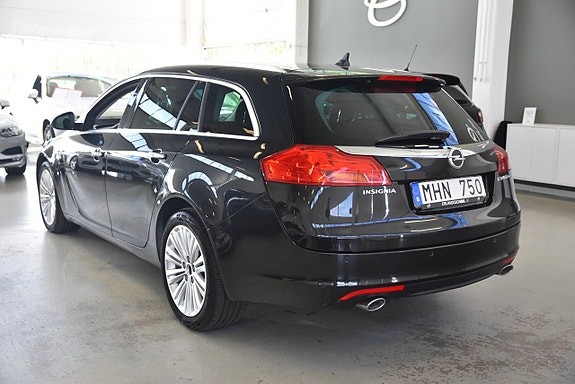 Opel Insignia 4 of 5