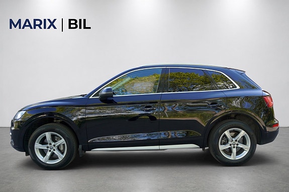 Audi Q5 2 of 5