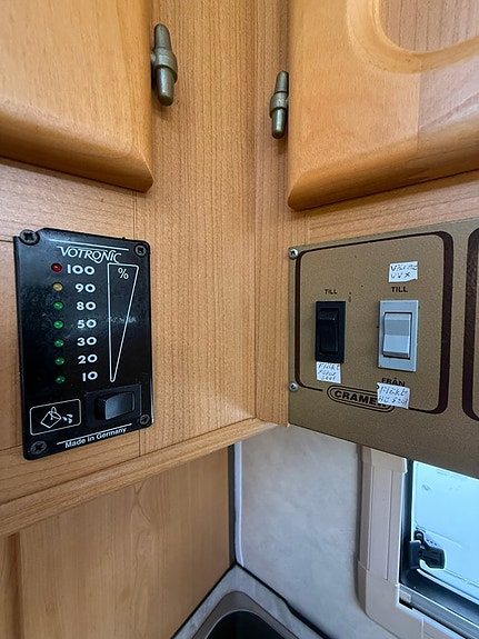 Kabe TM HI XV2-01 6 of 18