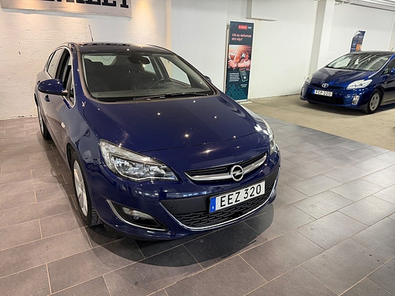 Opel Astra 2 of 5