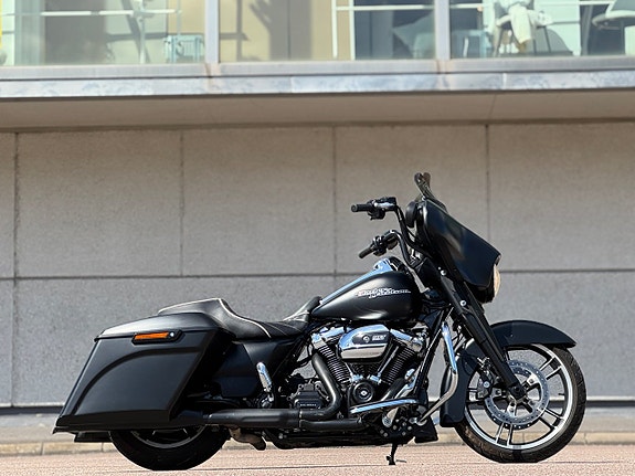 Harley-Davidson Street Glide Special 1.7 Milwaukee-Eight 107 Luft & Buller