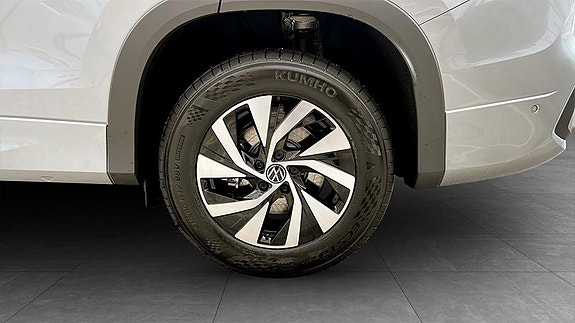 Volkswagen Tayron 12 of 12