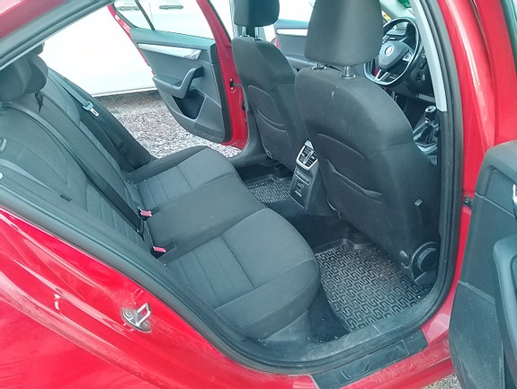 Skoda Octavia 11 of 19