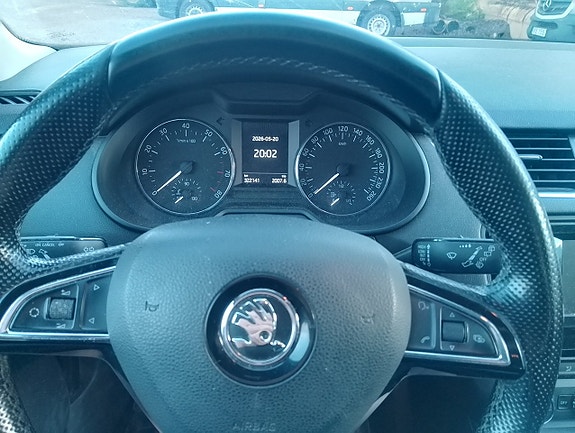 Skoda Octavia 13 of 19