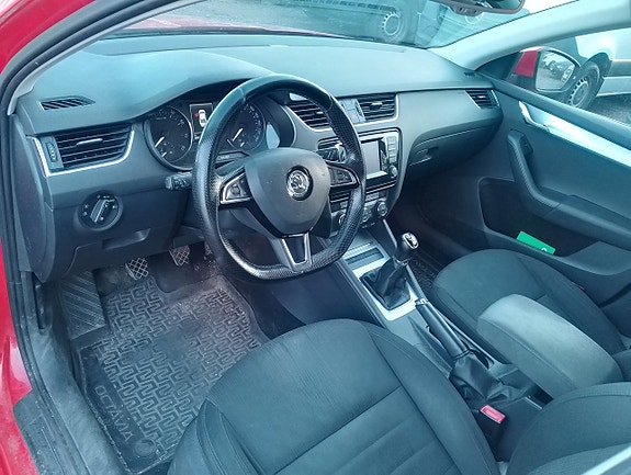 Skoda Octavia 9 of 19