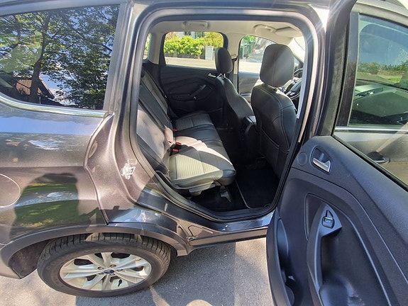 Ford Kuga 6 of 6
