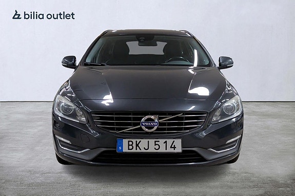 Volvo V60 3 of 5