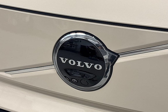 Volvo EX90 21 of 24