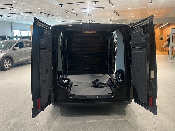 Kia PV5 12 of 12