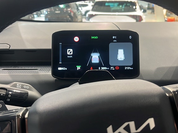 Kia PV5 8 of 12