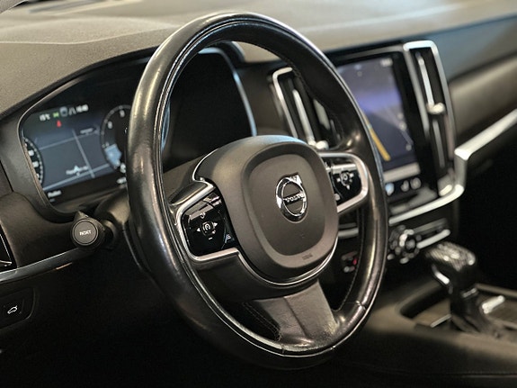 Volvo V90 Cross Country 10 of 27