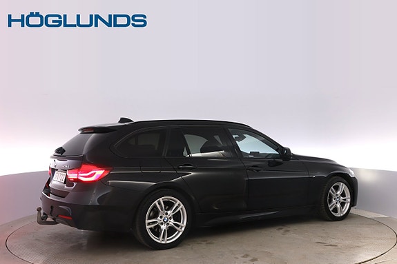 BMW 320d 3 of 5