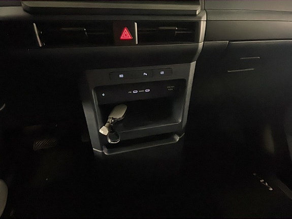 Kia PV5 12 of 13