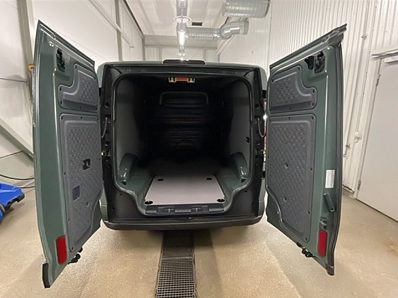 Kia PV5 13 of 13
