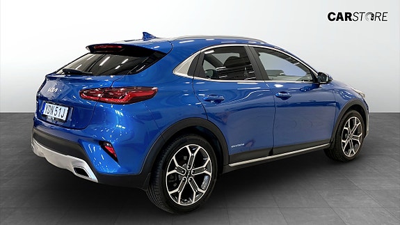 Kia XCeed 2 of 17