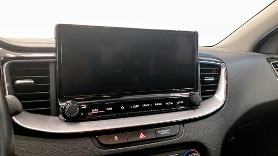 Kia XCeed 12 of 17