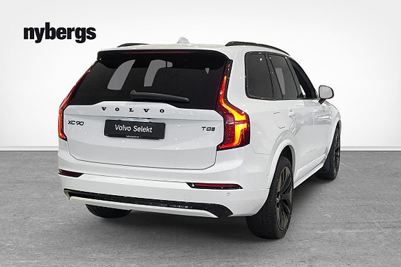 Volvo XC90 4 of 5
