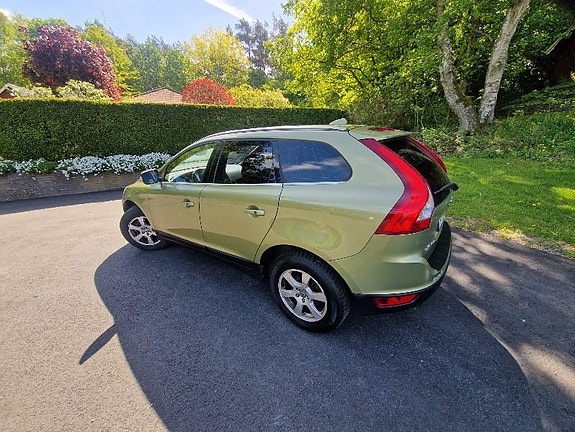Volvo XC60 3 of 5