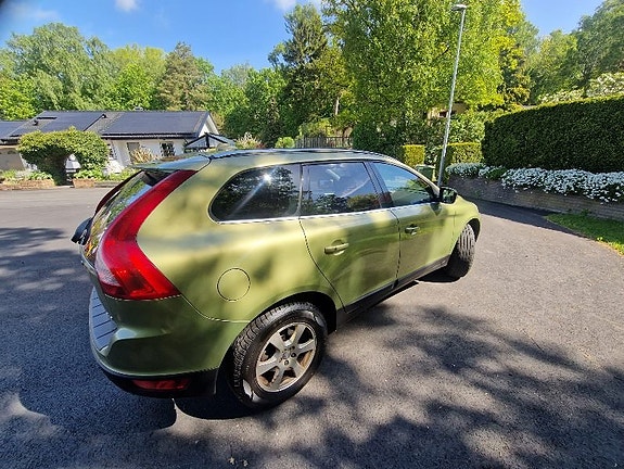 Volvo XC60 4 of 5