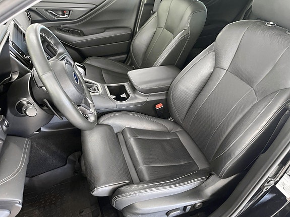 Subaru Outback 9 of 14