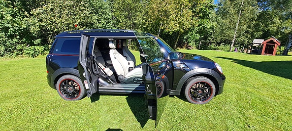 MINI Cooper S 8 of 10